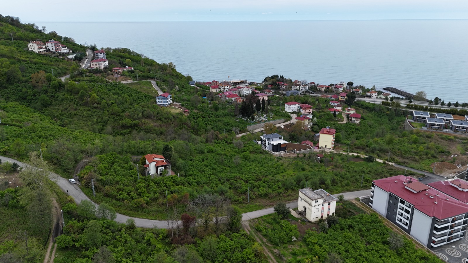 MABEL'DEN ADACIK MAHALLESİ DENİZ MANZARALI FIRSAT SATILIK ARSA